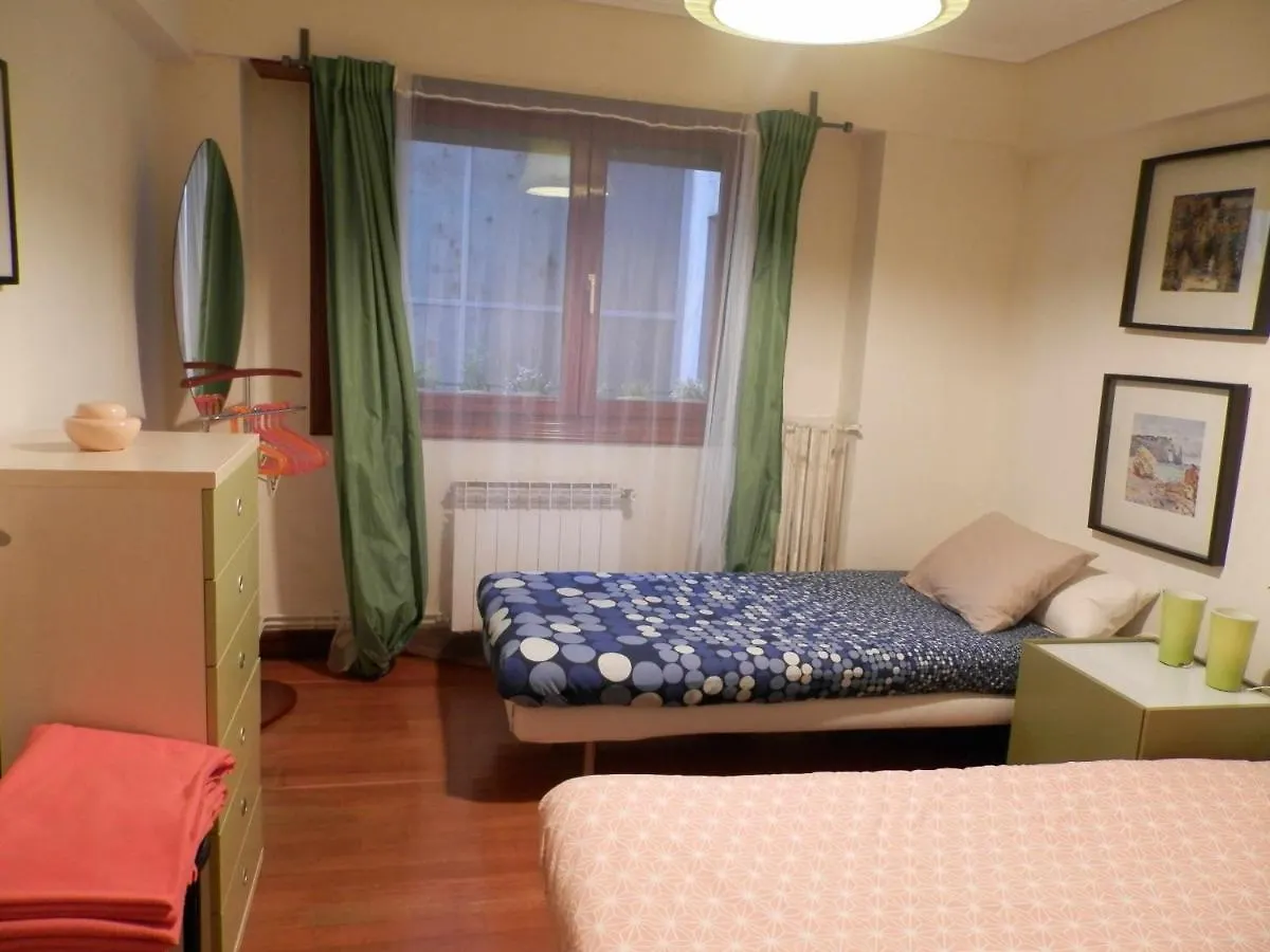 Apart Cerca de Parque de Bilbao Apartamento